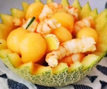 吃虾后吃哈密瓜吗,揭秘两者相克原因