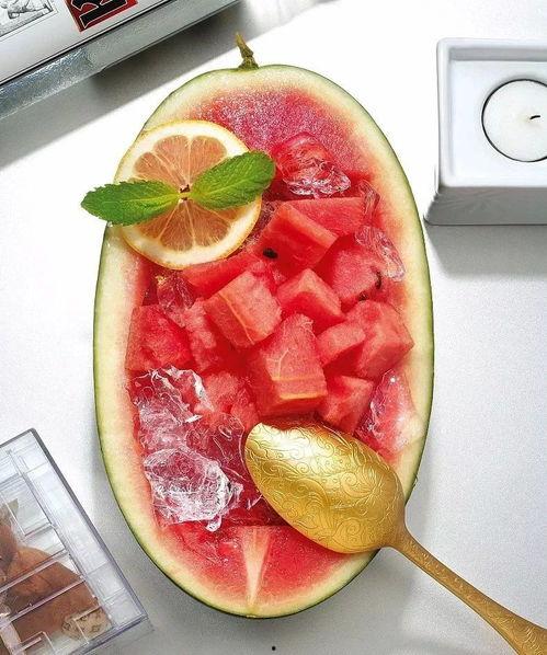 孕妇晚上吃瓜,瓜果美味助眠养生