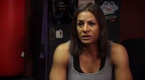 亚洲格斗女王吃瓜,揭秘幕后故事与精彩瞬间